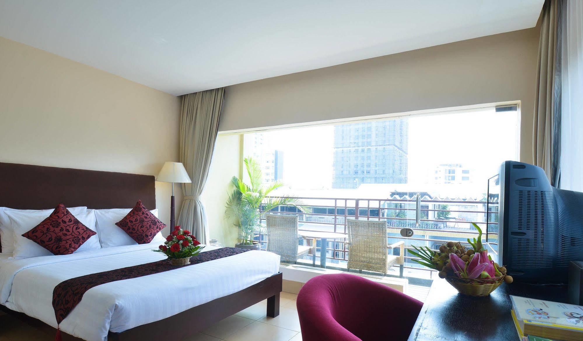 Feeling Home Hotel بنوم بنه المظهر الخارجي الصورة