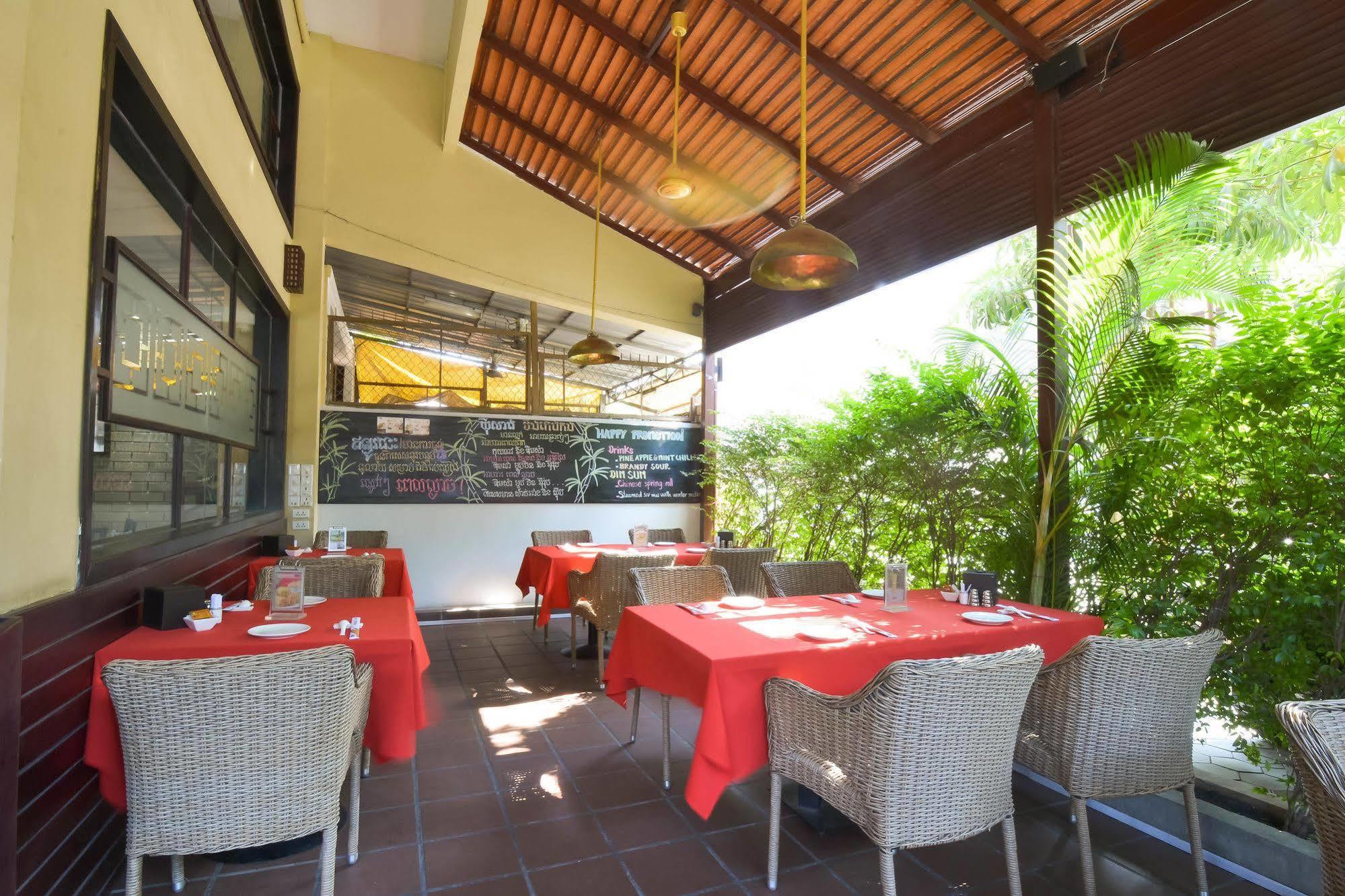 Feeling Home Hotel بنوم بنه المظهر الخارجي الصورة